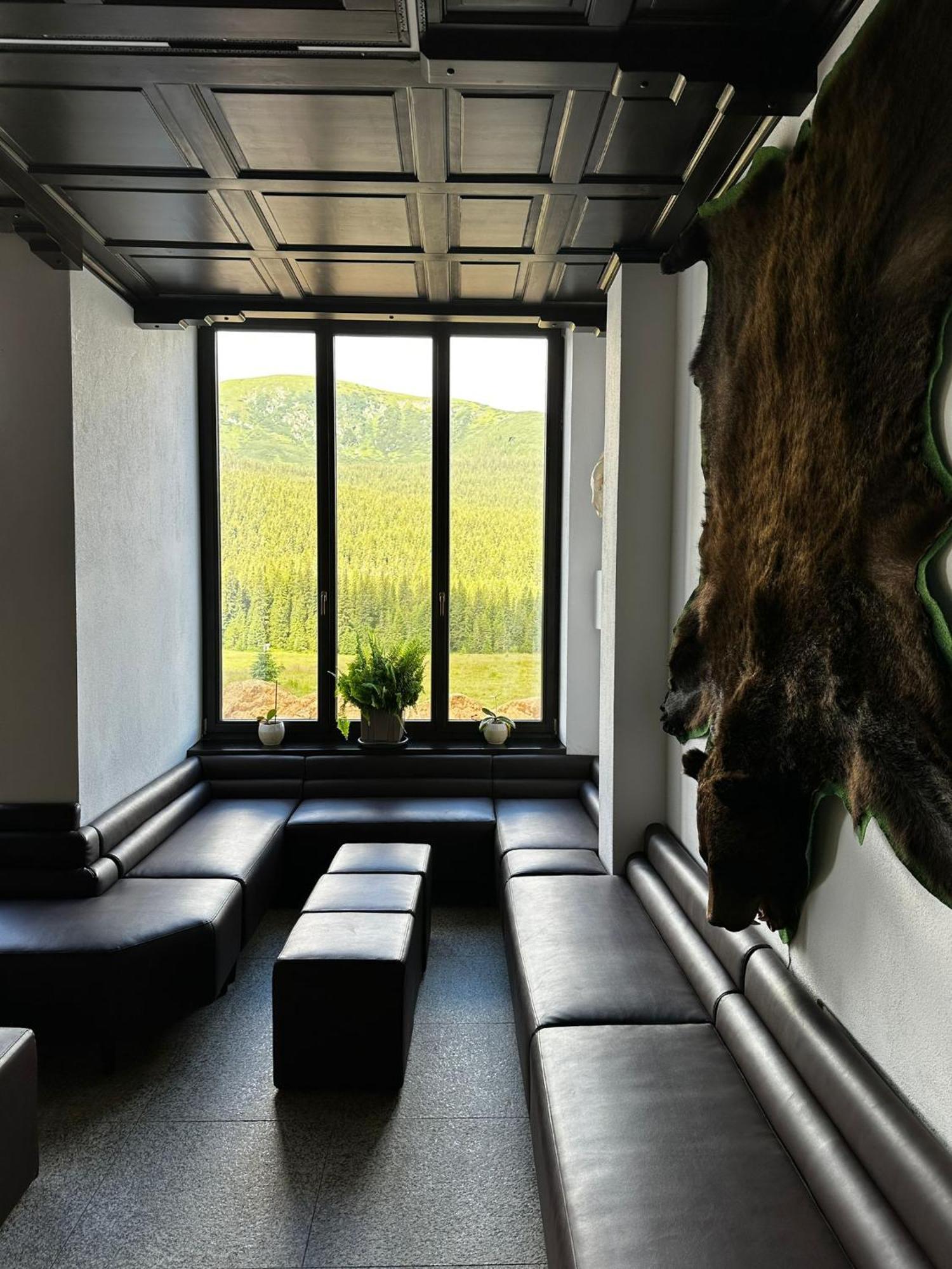 Hotel Poarta Raiului Tău Bistra Exterior foto