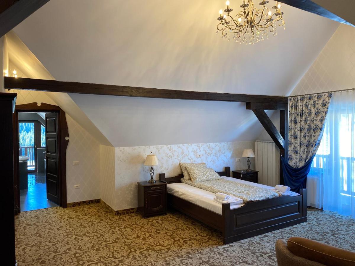 Hotel Poarta Raiului Tău Bistra Exterior foto